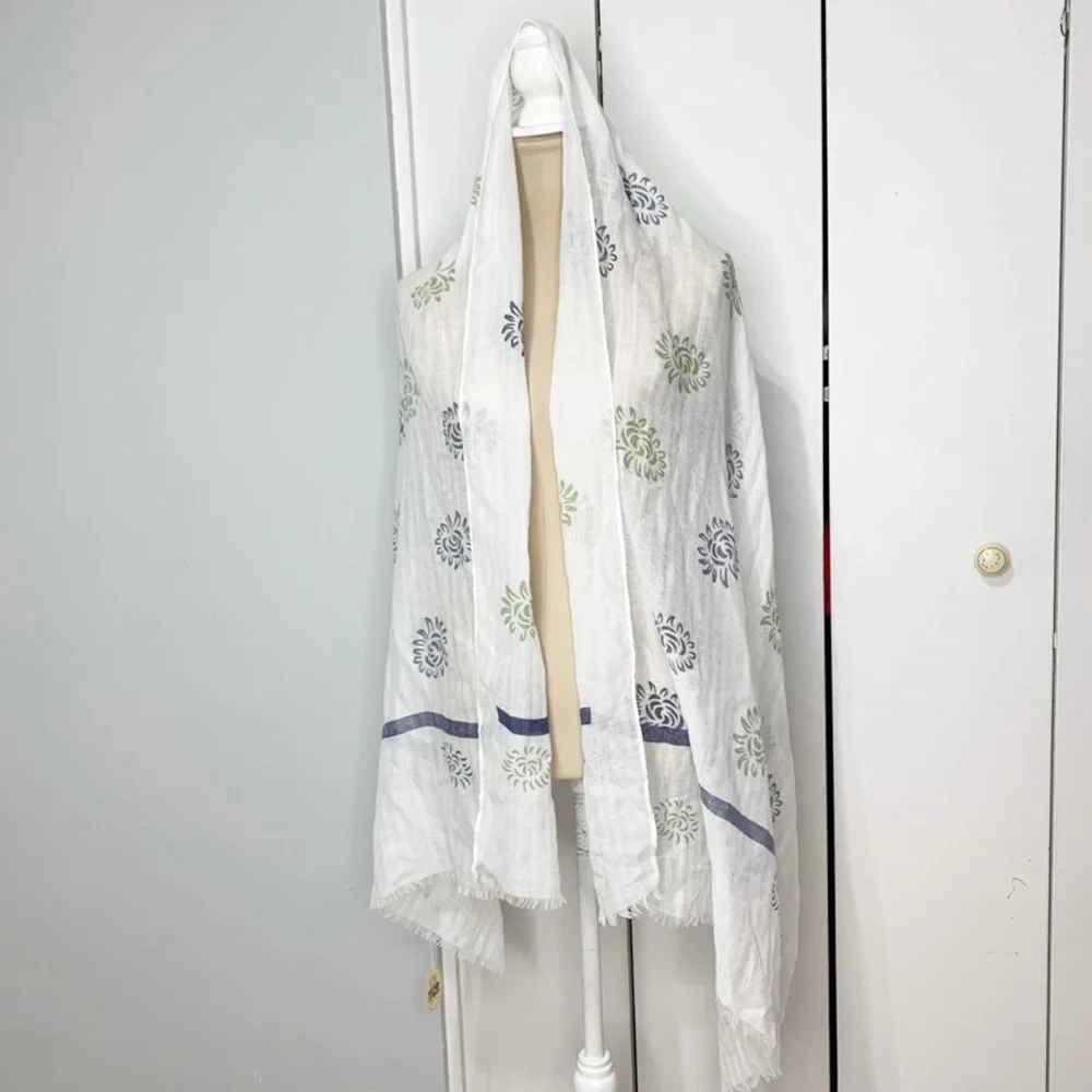 Women’s Scarf Wrap White Floral Lenox Glad Rags